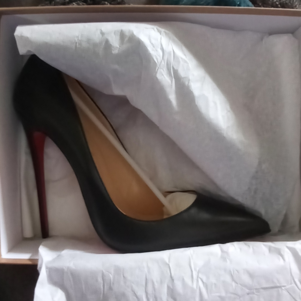 SO KATE 120... STILETTO HEELS...BRAND NEW!!!